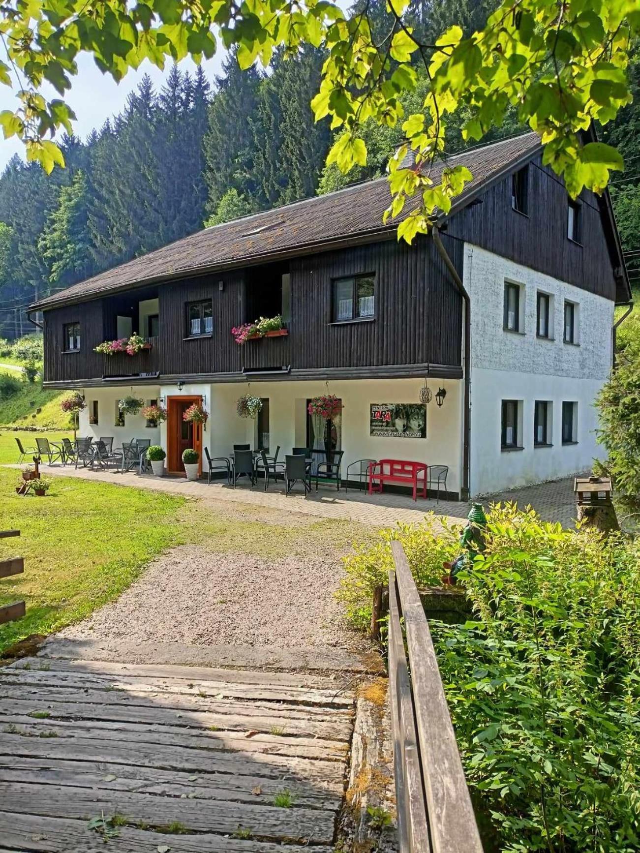 Pension Tara Teplice nad Metují المظهر الخارجي الصورة